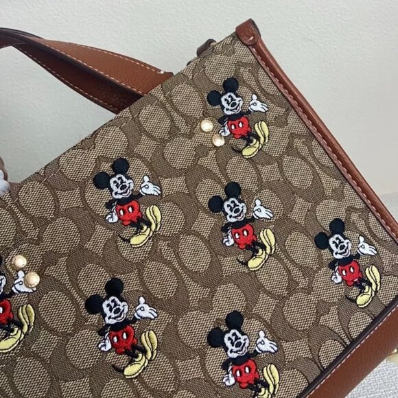 Disney X Coach Dempsey Carryall In Signature Jacquard With Mickey Mouse Print - Picture 5 of 7